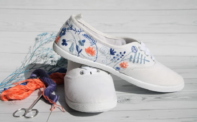 Transform Your Footwear: Master Shoe Embroidery with Your Machine!