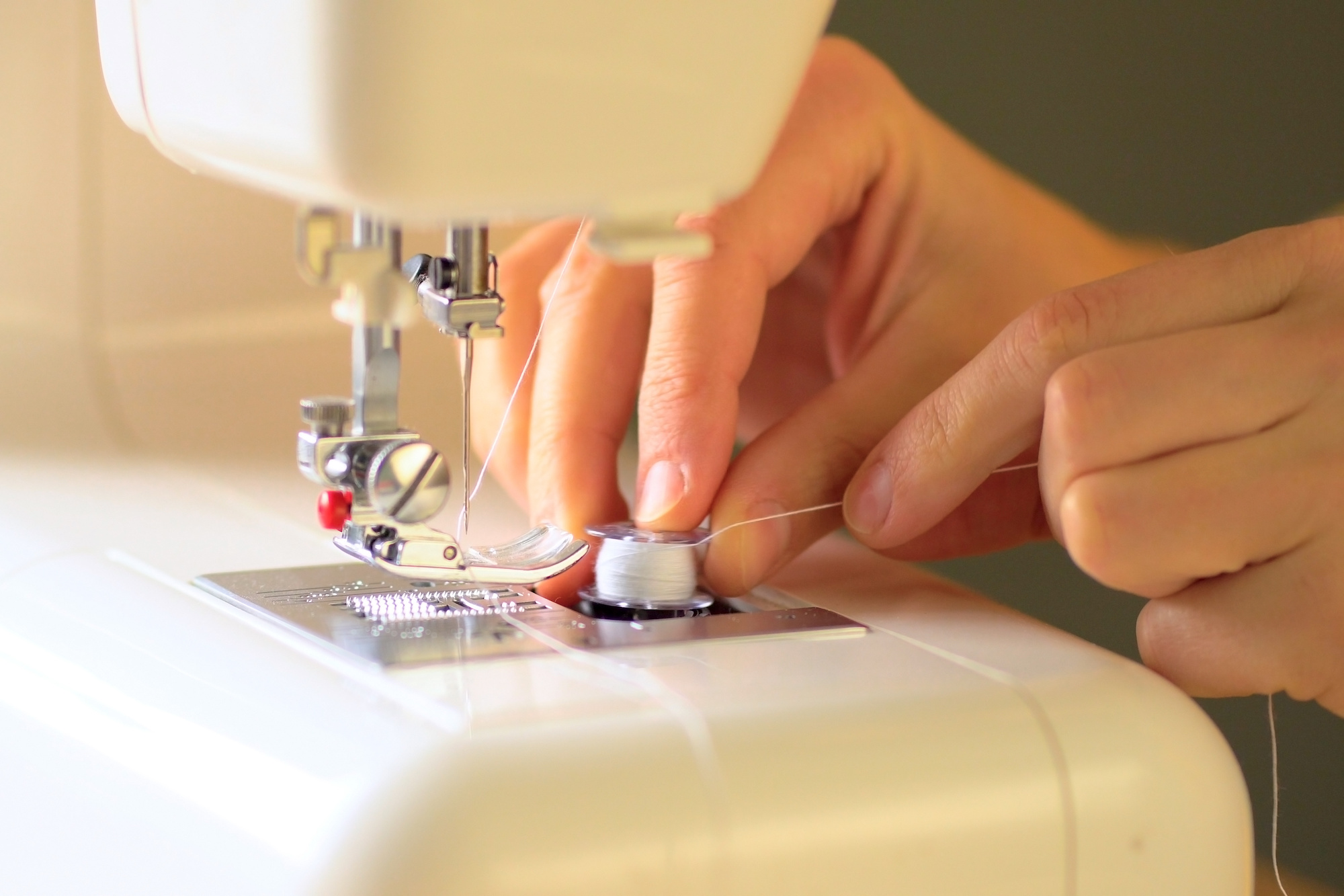 Unlock Creativity Best Bobbin Threads for Machine Embroidery!